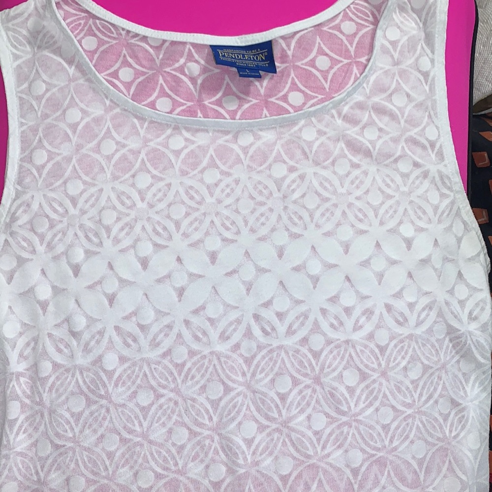 Pendleton White Patterned Sleeveless Top - image 1